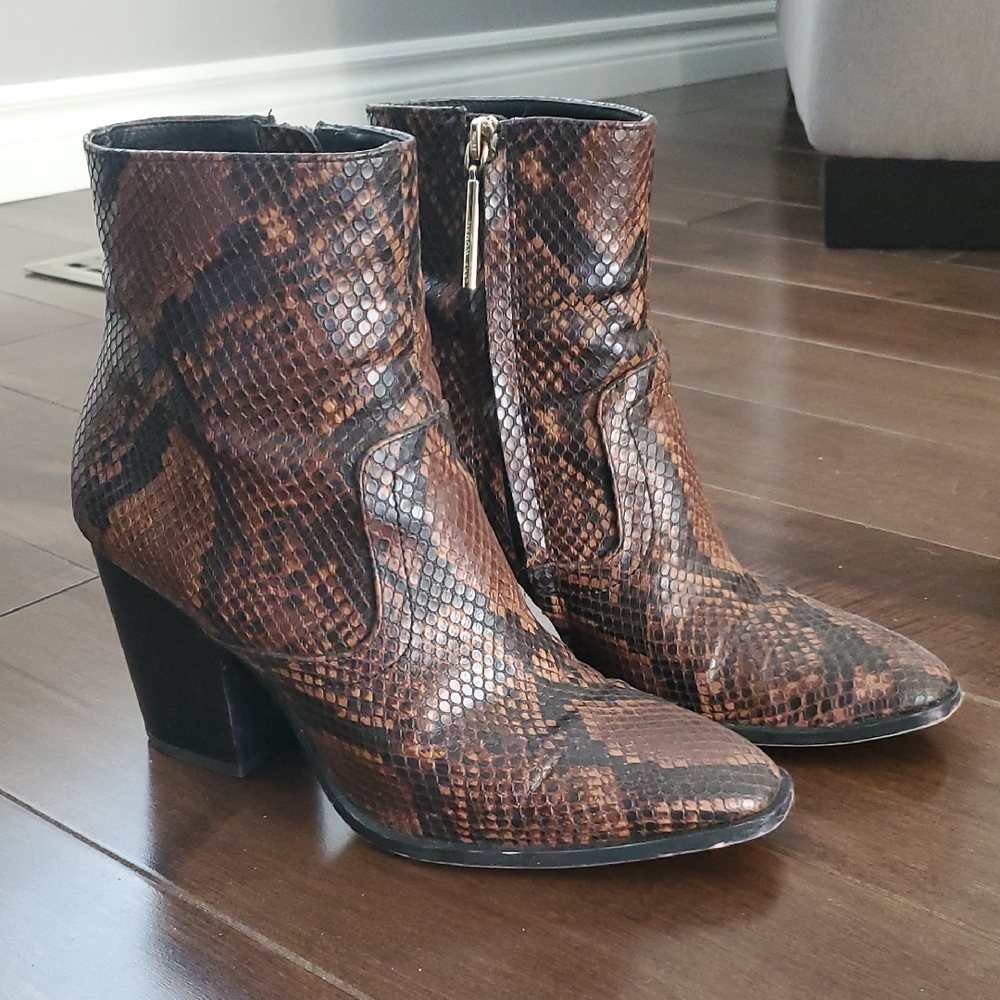 Zara Brown Snakeskin Pattern Ankle Boots